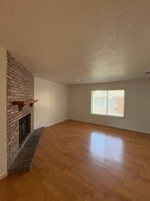 Building Photo - 916 44th Ave Ct