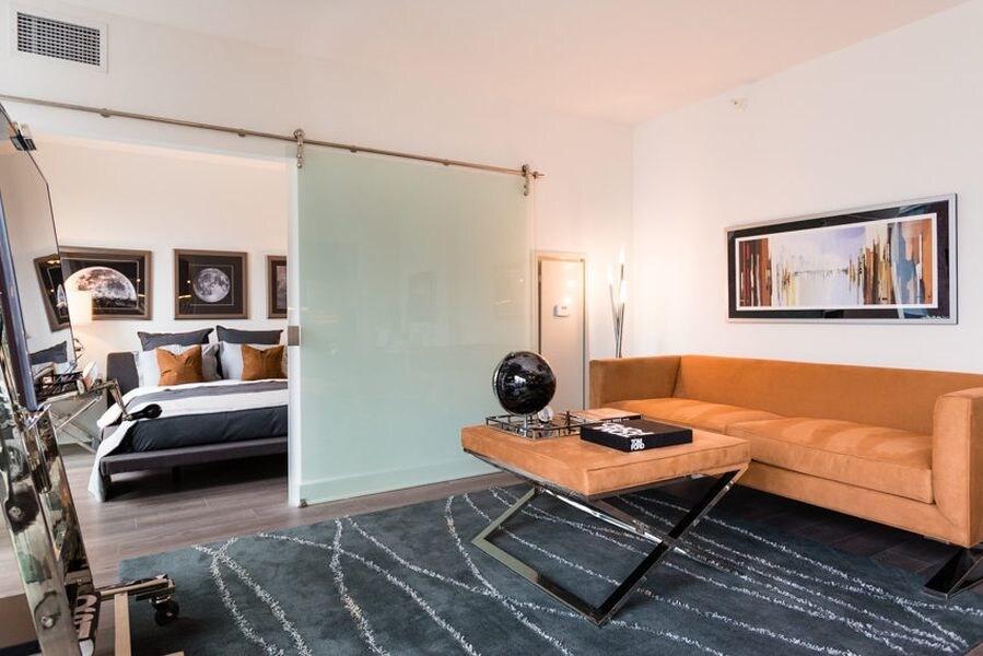 Foto principal - 75 E Lake St
