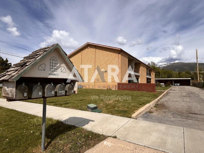 Building Photo - 330 N 100 E