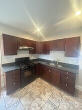 Building Photo - 44 Fenton St
