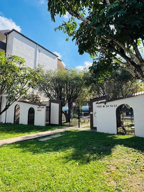 Foto del edificio - 1950 W 54th St