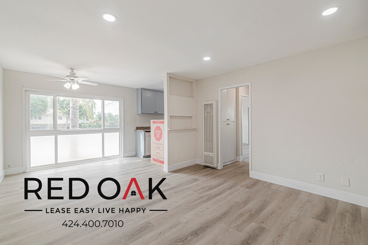 Foto principal - 7350 Hazeltine Ave