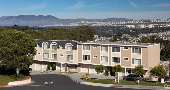 Building Photo - Terrace View