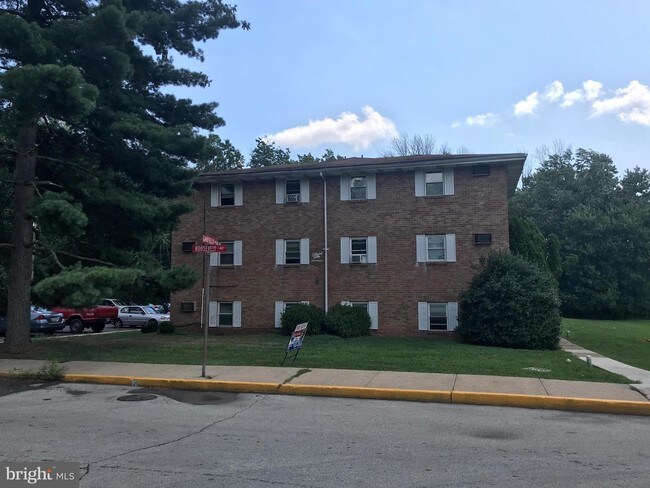 Foto del edificio - 30 Garfield Ave