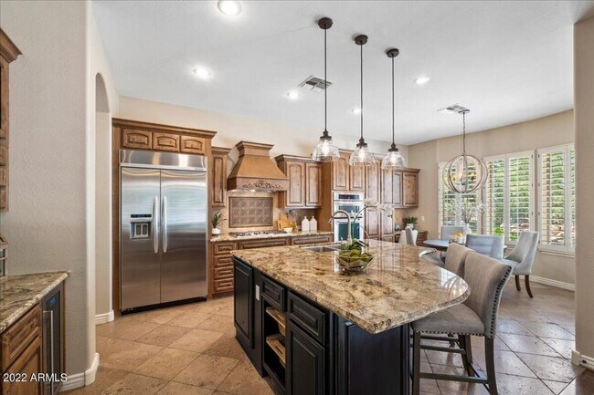 Building Photo - Amazing 5 bedroom home in South Chandler!