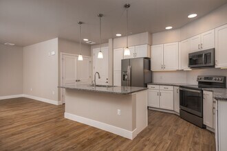 Building Photo - 945 Wyoming St