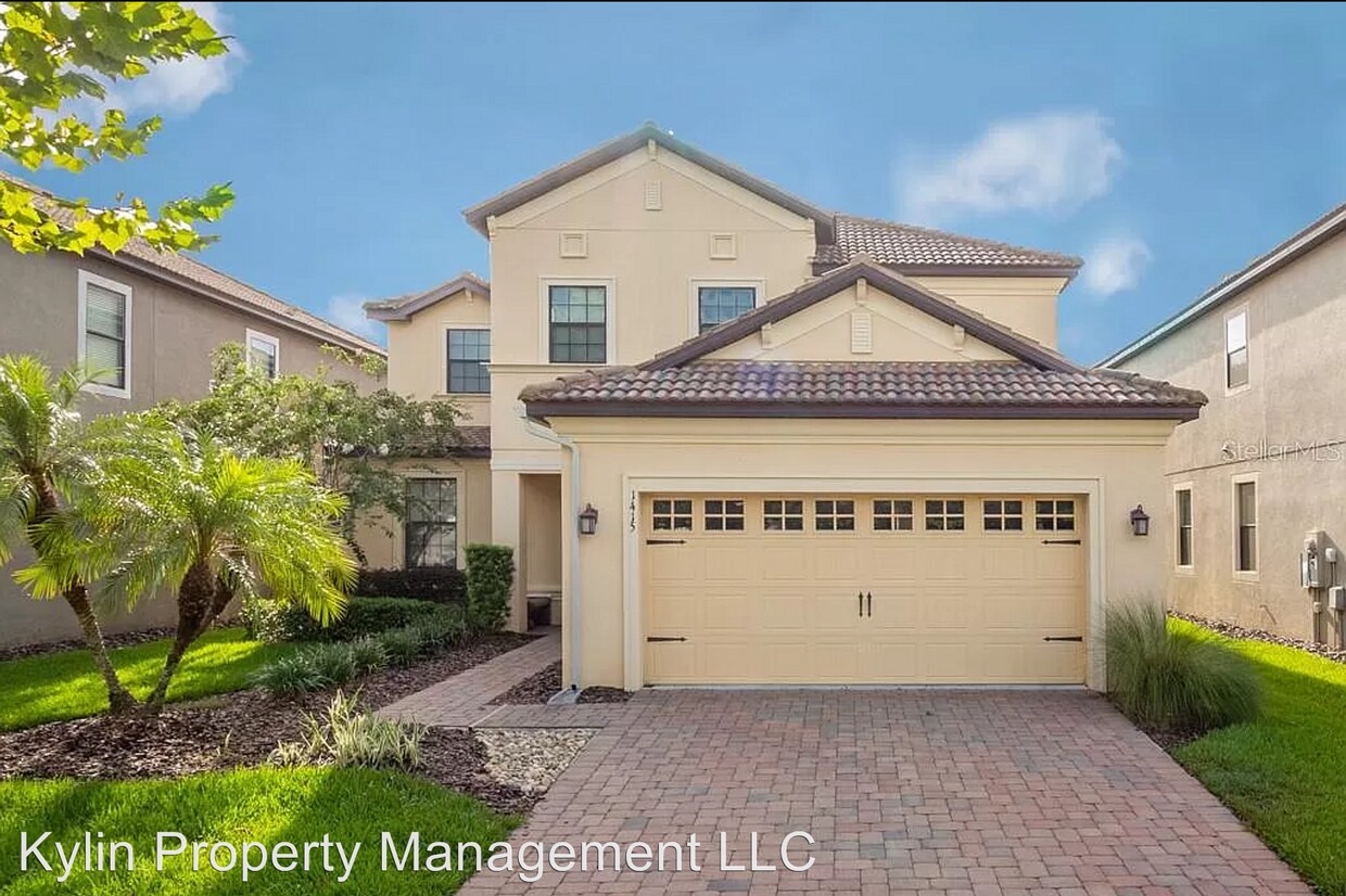 Foto principal - 1415 Thunderbird Rd