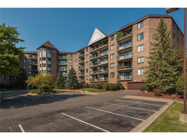 Building Photo - 2601 Kenzie Terrace