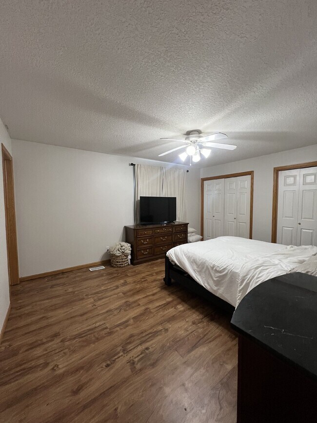 Foto del edificio - 402 4th St NW