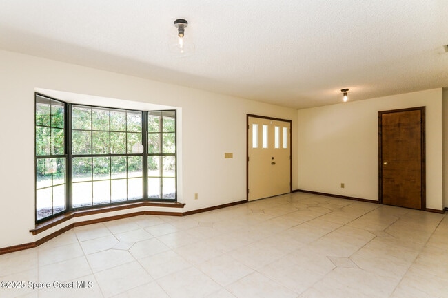 Building Photo - 7001 Windover Way