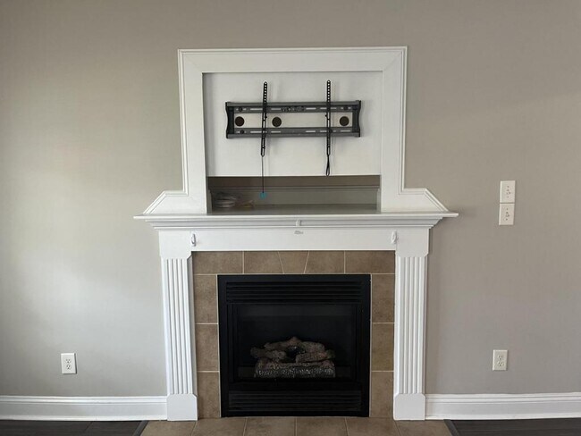 Foto del edificio - 6036 Gallberry Farms Rd