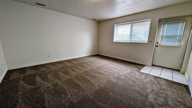 Building Photo - 4372 S 1000 W