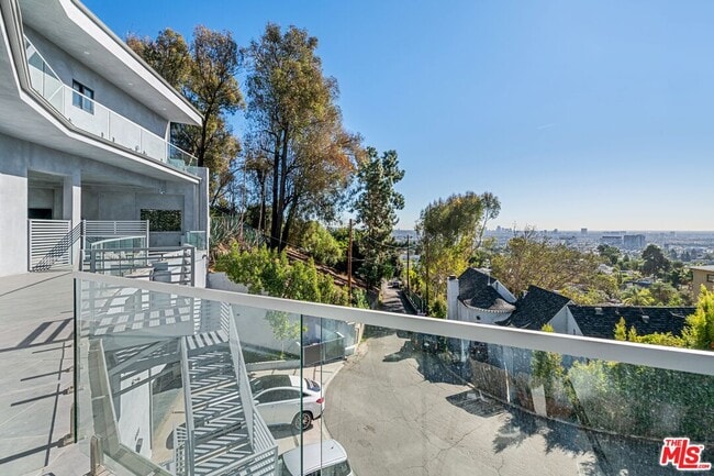 Building Photo - 6181 Temple Hill Dr