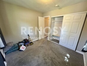 Building Photo - 1260 Brentwood St