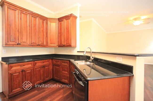 Foto del edificio - 5715 Branthurst Dr