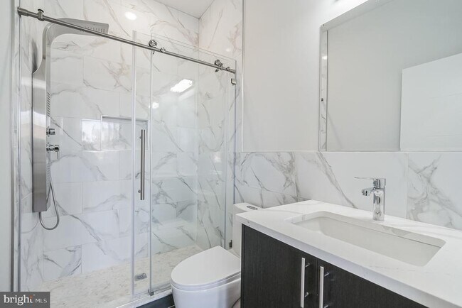 Foto del edificio - 2411 N 7th St