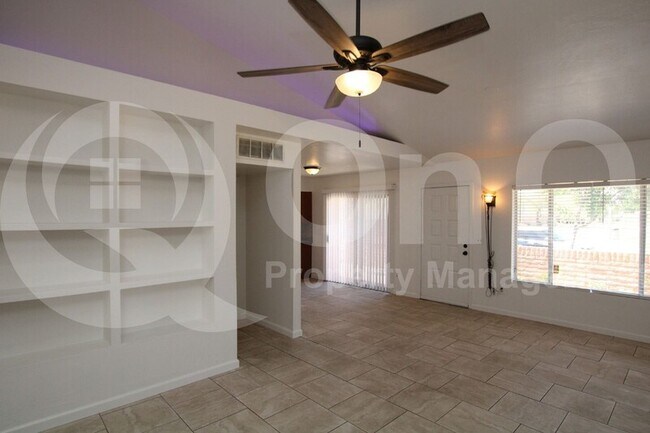 Foto del edificio - 129 West Loma Vista Drive