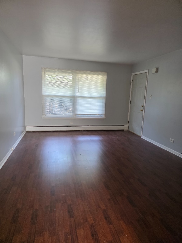 Building Photo - 15546 Sunset Dr