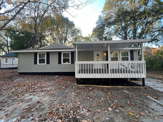 Primary Photo - 325 Ellabe St