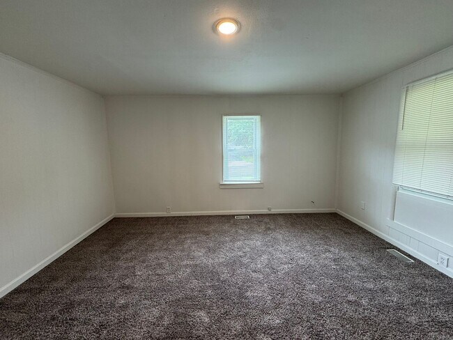 Foto del edificio - Studio Apartment includes washer / dryer