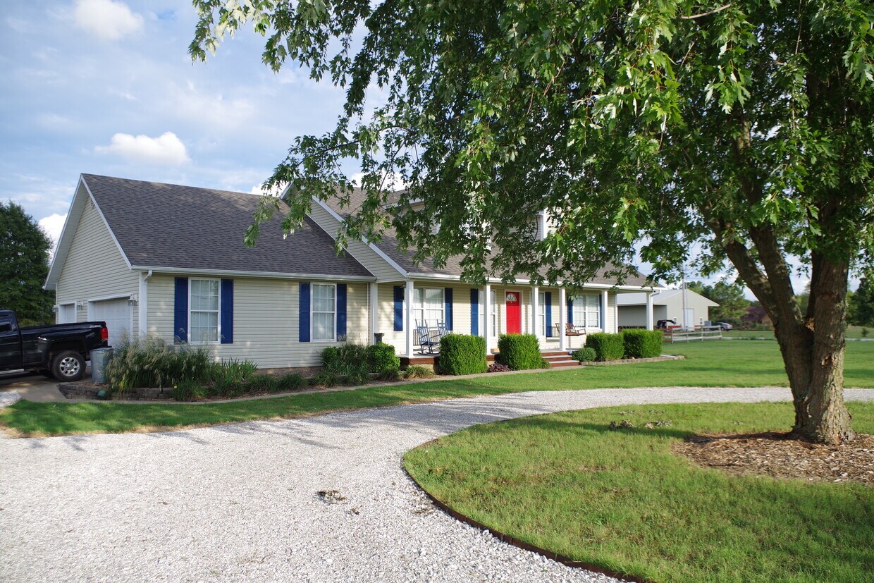 18010 Harmon Rd, Fayetteville, AR 72704 House Rental in Fayetteville