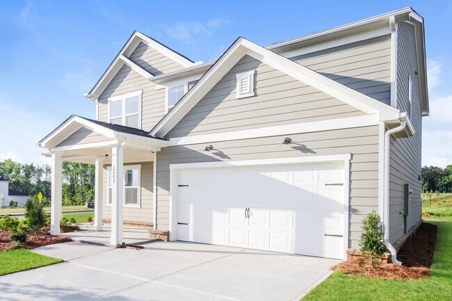 Building Photo - 2003 Blackbird Cir