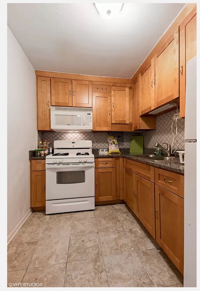 Foto del edificio - 1400 E 55th Pl
