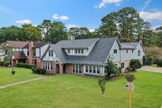 Foto del edificio - 4735 Charade Dr