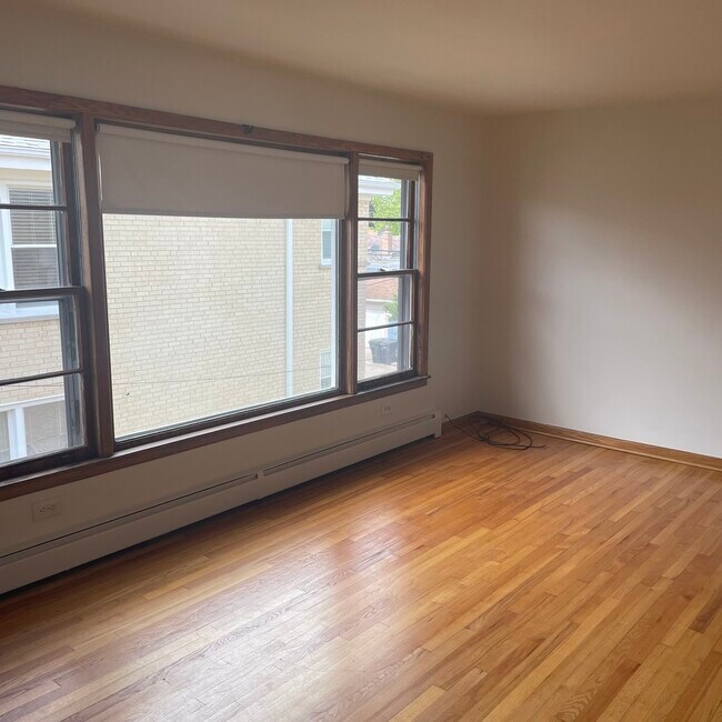 Building Photo - 7344 N Harlem Ave