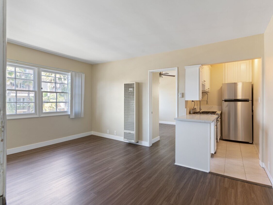 Foto principal - 1620 E Appleton St