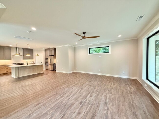 Building Photo - Brand New Luxury 3BD, 2.5BA Downtown Ralei...