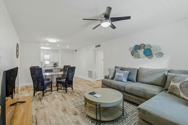 Foto del edificio - 3909 W Cleveland St