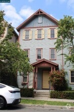 Building Photo - 2027 Tsushima St