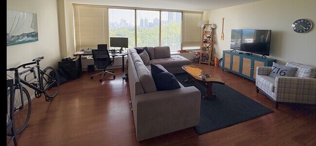 Foto del edificio - 2800 N Lake Shore Dr