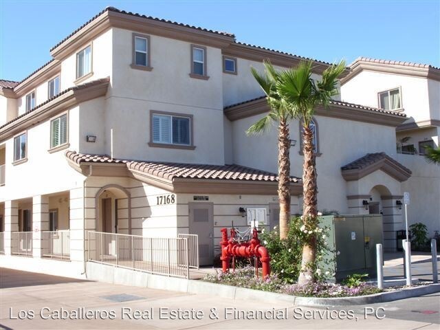Foto principal - 17168 Newhope St