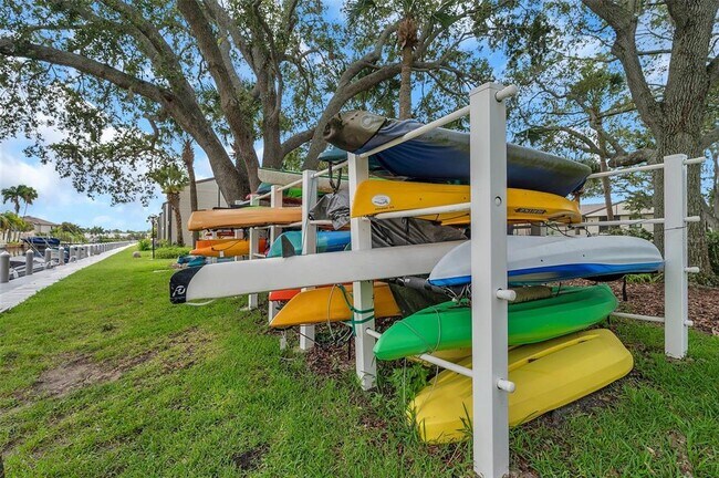 Building Photo - 349 Moorings Cove Dr