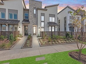 Building Photo - 16646 Texas Hill Country Rd