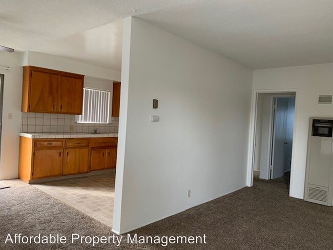 Building Photo - 211 Orlando Way
