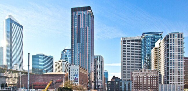 Building Photo - 1525 9th Ave