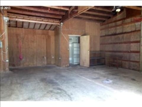 Building Photo - Out Cleveland Hills - Country living in Melrose