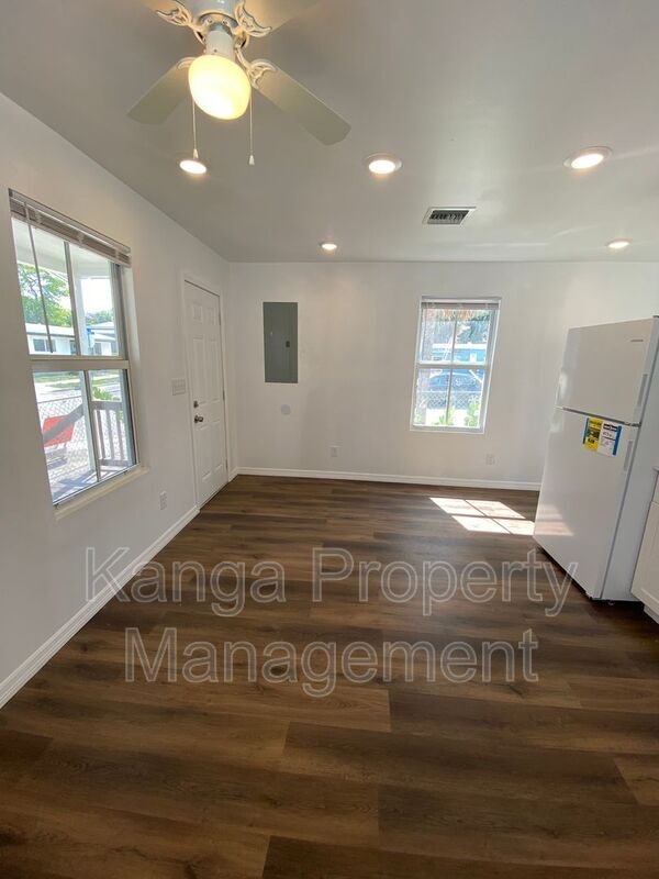 Foto del edificio - 641 6th St