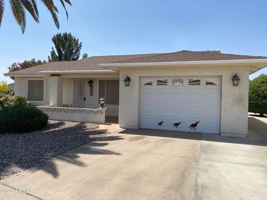 Foto principal - 8363 E Fay Ave