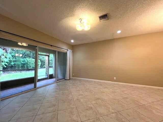 Foto del edificio - 4551 Palmbrooke Cir