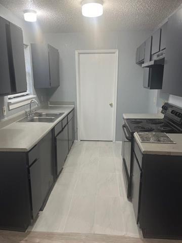 Foto del edificio - 4533 Parkwood Dr