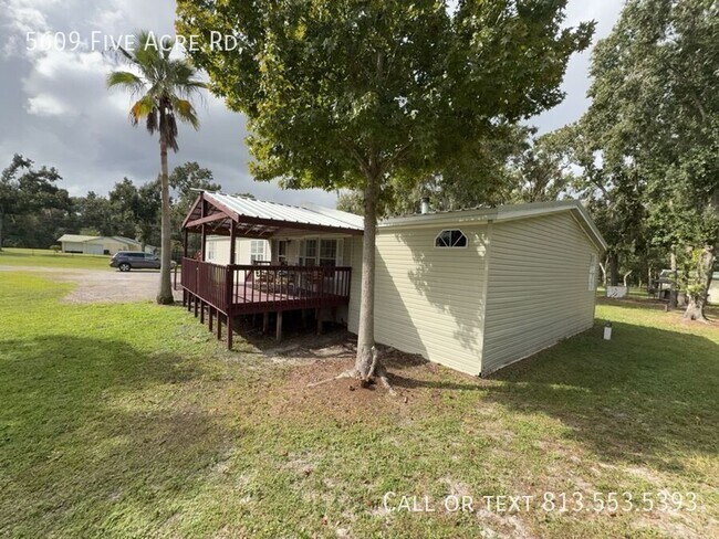 Foto del edificio - 5609 Five Acre Rd