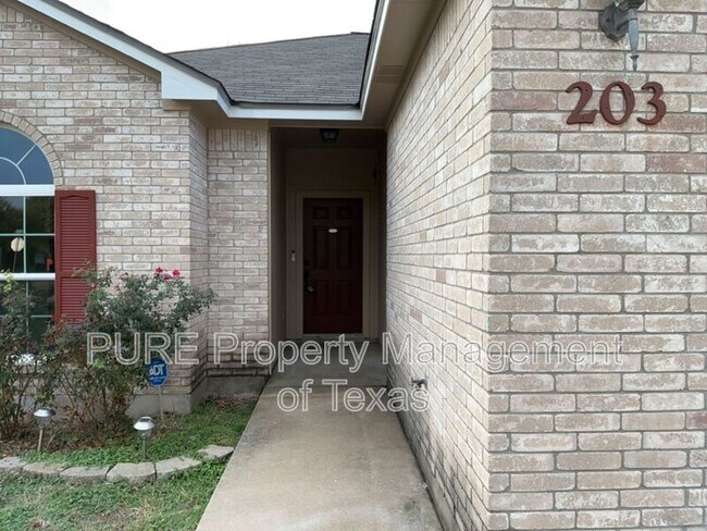 Building Photo - 203 Kates Way