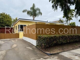 Building Photo - 4705 Lamont St