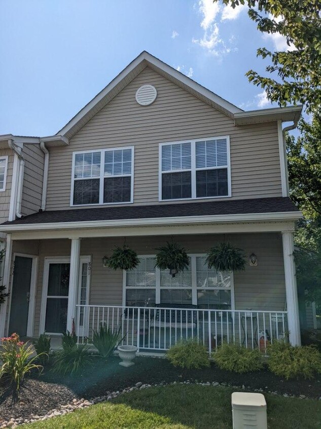 Foto principal - 802 Sunflower Way