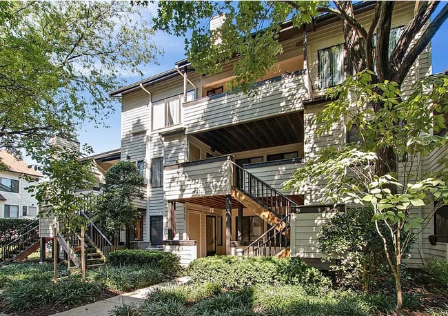 Building Photo - 9960 Hellingly Pl