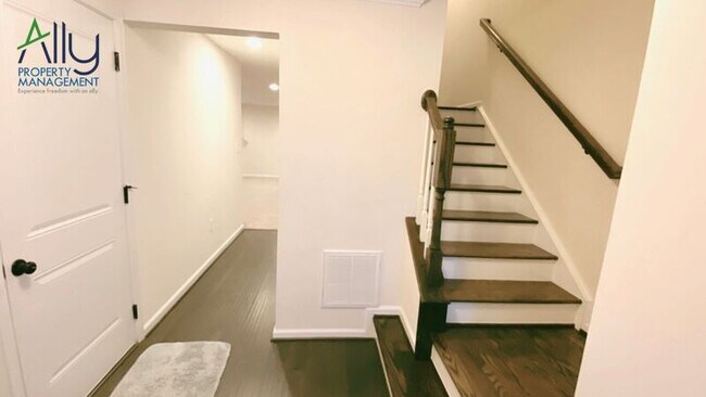 Foto del edificio - 2044 BethPage Ct